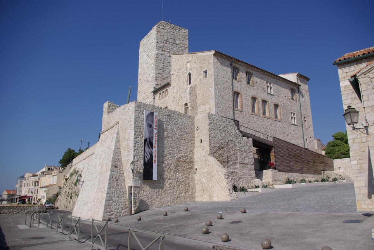 Grand Studio Azur avec terrasse - Vieil Antibes Extérieur photo
